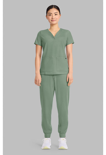 Women's 3-Pocket Y-Neck Top